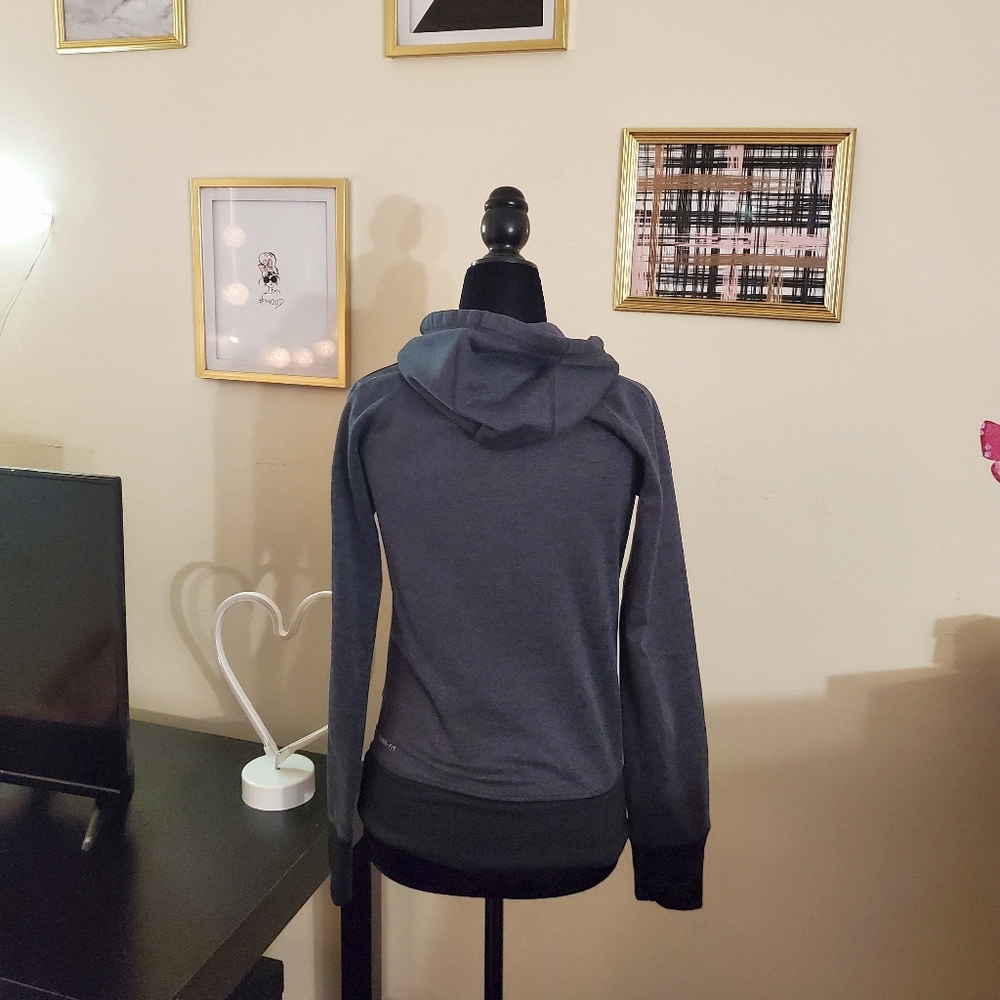 🖤 Nike therma fit hoodie. - Picture 7 of 7